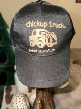 Chickup Truck Black With Gold Logo Baseball Hat, Velcro back - NWT 🖤🛻🐥💛